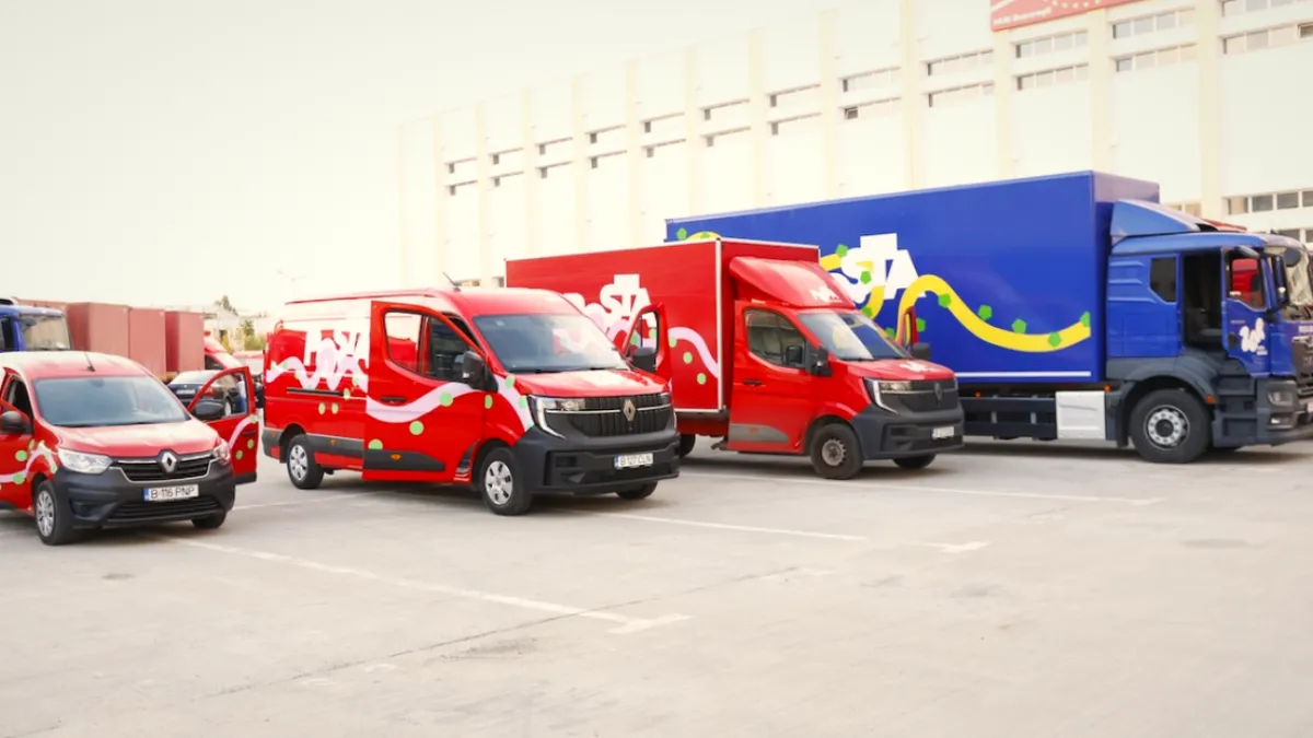 Poșta Română modernizează flota cu 24 de autocamioane și 12 remorci