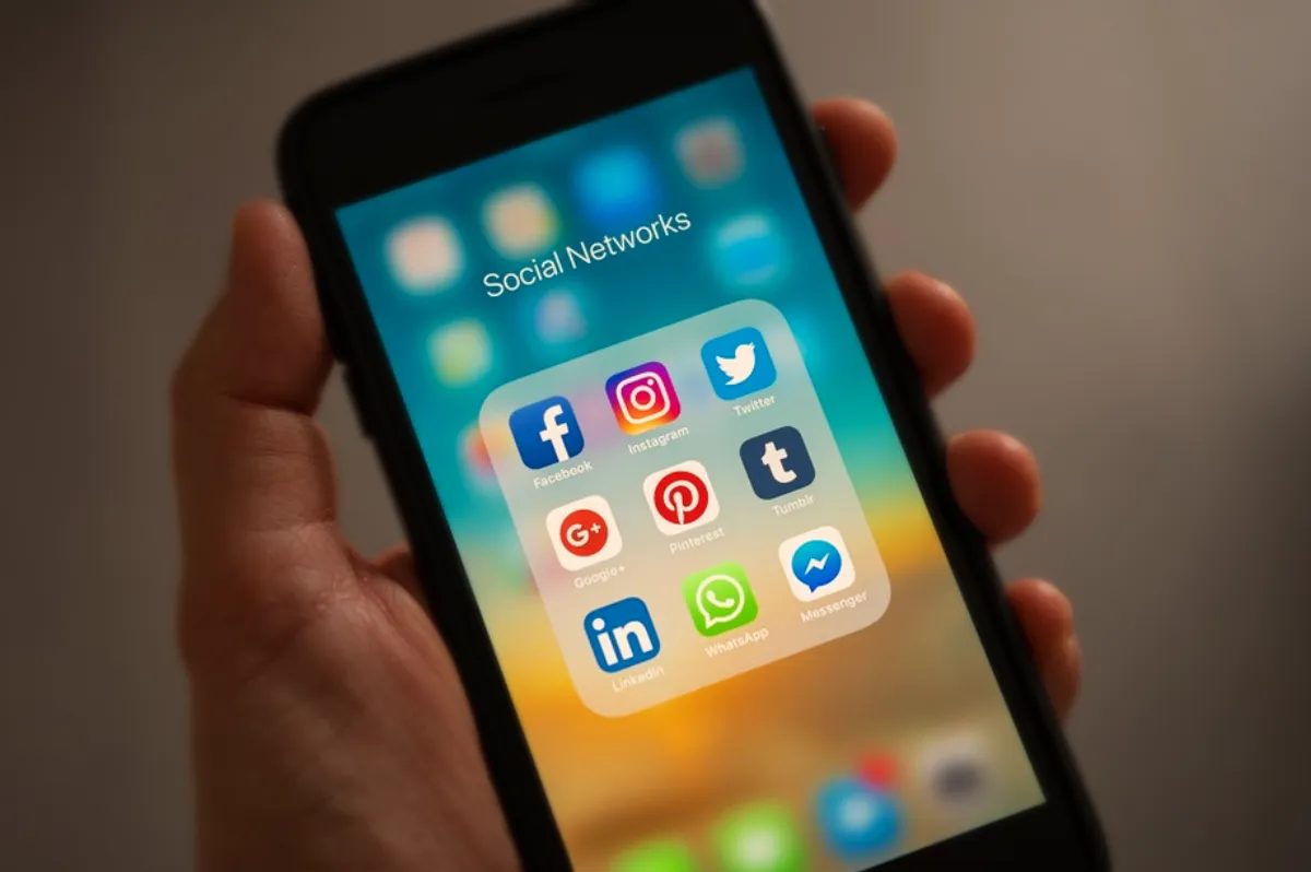 TikTok, Snapchat și Roblox vor fi blocate pentru minori sub 16 ani în Norvegia